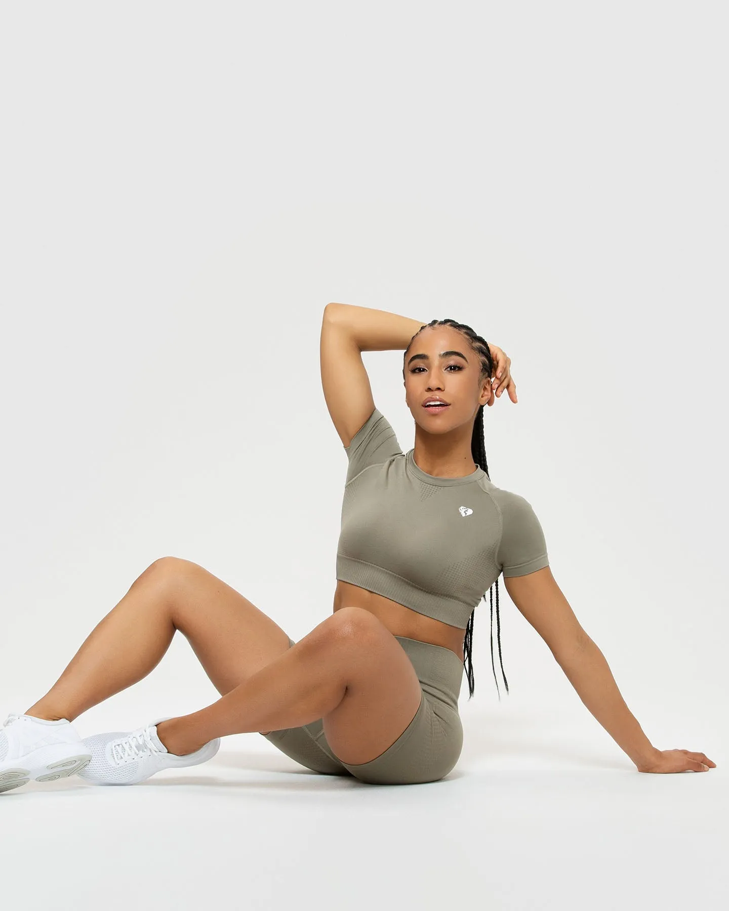 Power Seamless Short Sleeve Crop Top | Dark Taupe